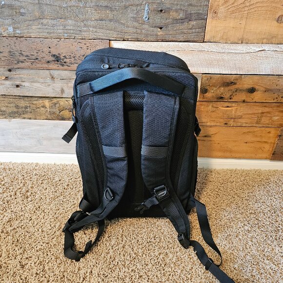TARION HX-L Camera Backpack (Black, 21L) - Picture 10 of 12